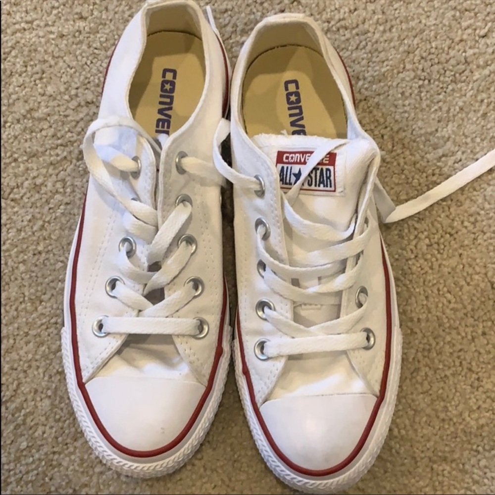 White Converse Size 6 Women’s